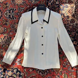 Ladies Tamotsu Blouse w Black Accents